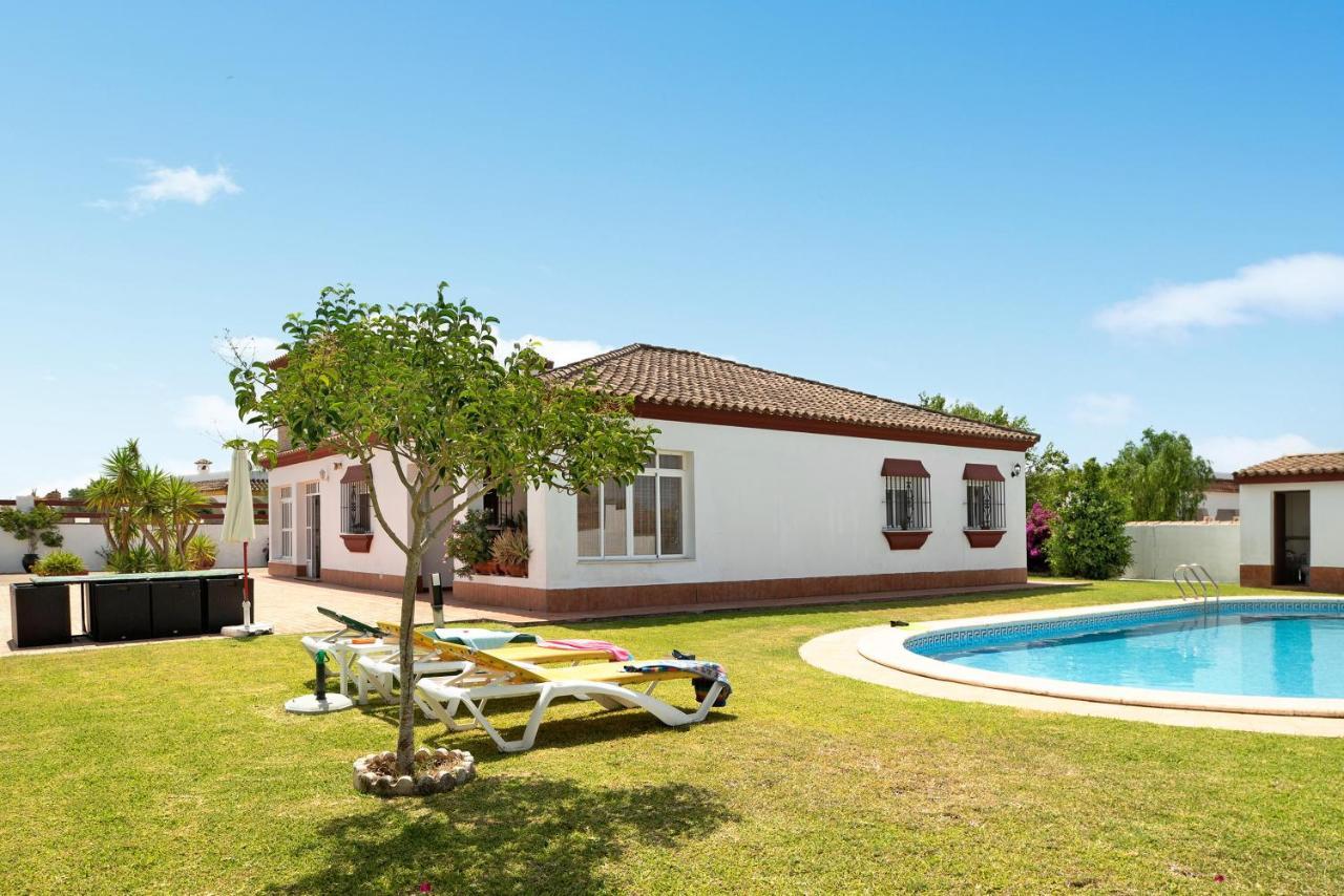 Villa Cruz Del Sur - Solo Familias Conil De La Frontera Bagian luar foto
